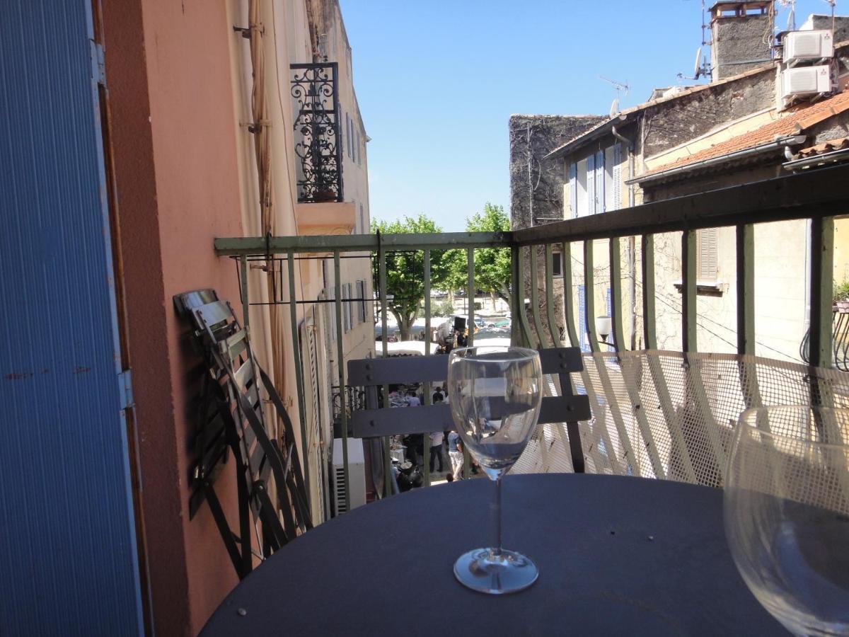 Le Petit Balcon De Cassis Apartamento Exterior foto